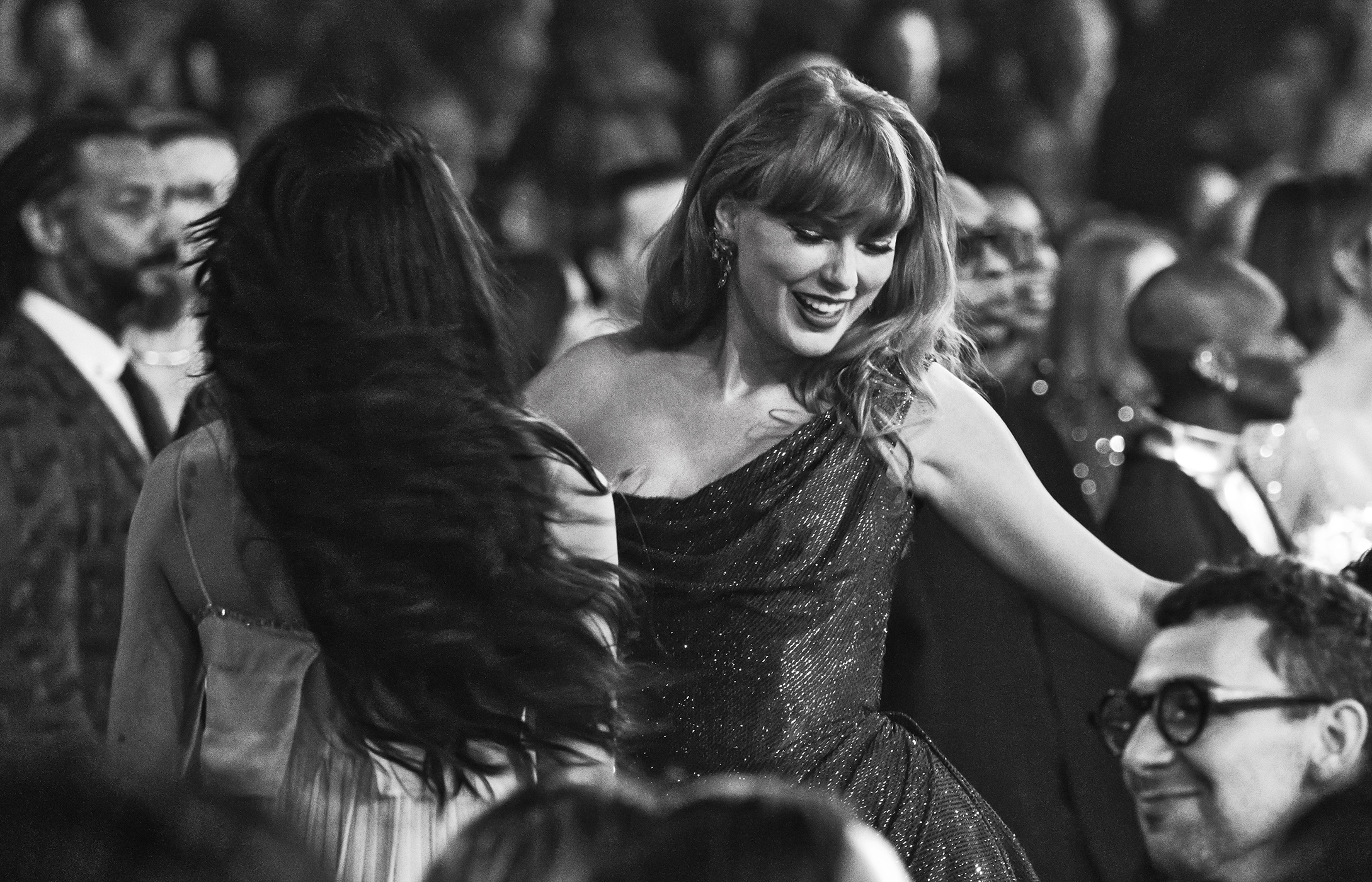 1e page intérieure de Taylor Swift La Totale